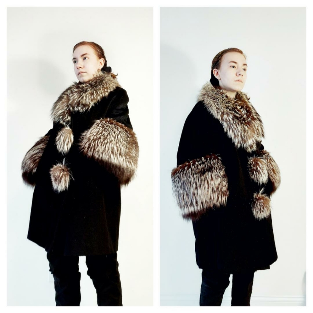SOLD💖 Bergdorf Goodman New York Plaza Fur collar - Picture 2 of 12